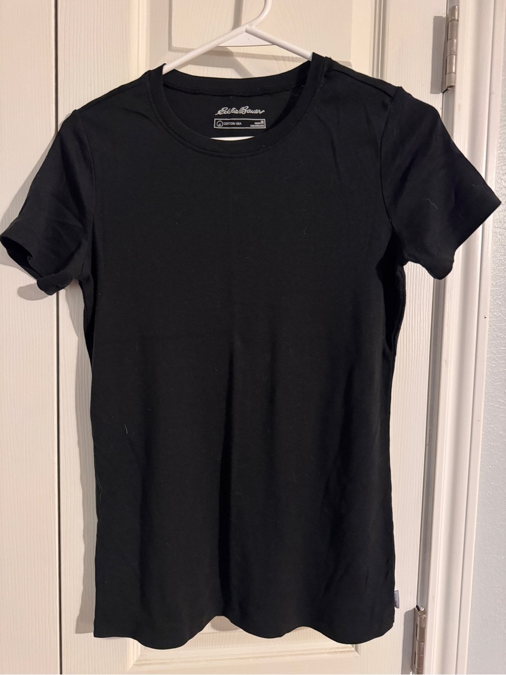 Eddie Bauer Women's Black Crewneck Short Sleeve Tee